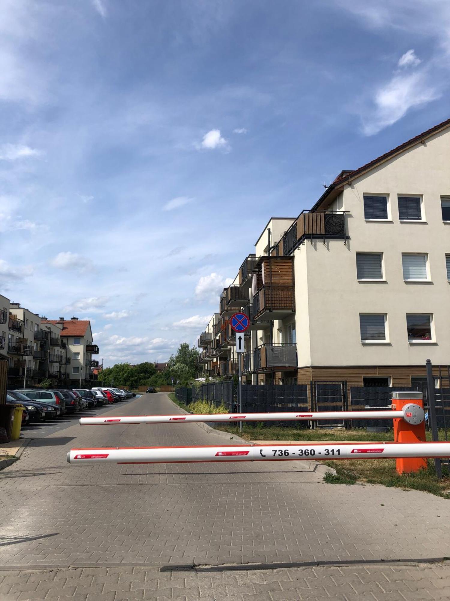 Urocze Mieszkanie Z Ogrodkiem I Bezplatny Parking 弗罗茨瓦夫 外观 照片
